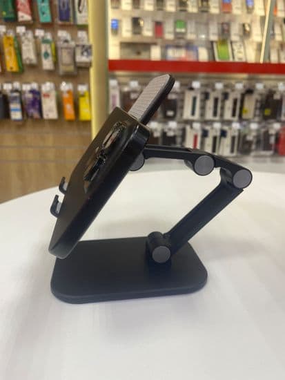 Фото 4: Apple iPhone 16 Pro Max 256GB по адресу г. Кировград, ул. Свердлова, 70