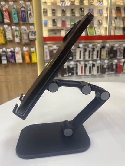 Фото 6: Apple iPhone 16 Pro Max 256GB по адресу г. Кировград, ул. Свердлова, 70