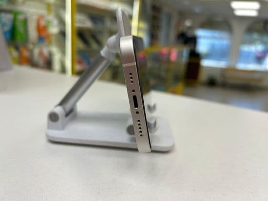 Фото 2: Apple iPhone 12 128GB по адресу г. Невьянск, ул. Ленина, 15а