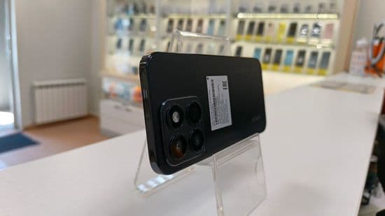 Фото 1: Honor X8c 6/128GB по адресу г. Новая Ляля, ул. Розы Люксембург, 69в