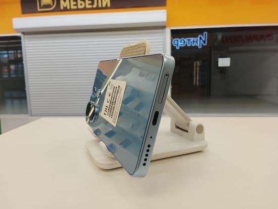 Фото 1: Xiaomi Redmi Note 13 8/256GB по адресу г. Нижний Тагил, ул. Садовая, 81