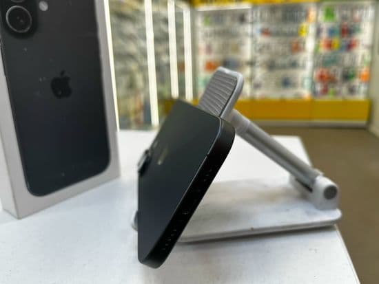 Фото 3: Apple iPhone 17 256GB (чёрный) по адресу г. Кушва, ул. Строителей, 12