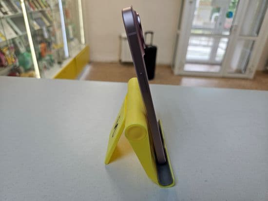 Фото 3: Apple iPhone 15 128GB по адресу г. Нижняя Тура, ул. Усошина, 6