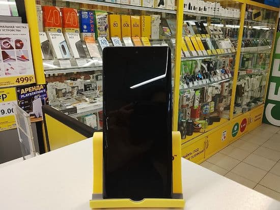 Фото 3: Tecno Spark 20 PRO plus 8/256GB по адресу г. Нижний Тагил, Черноисточинское шоссе, 17