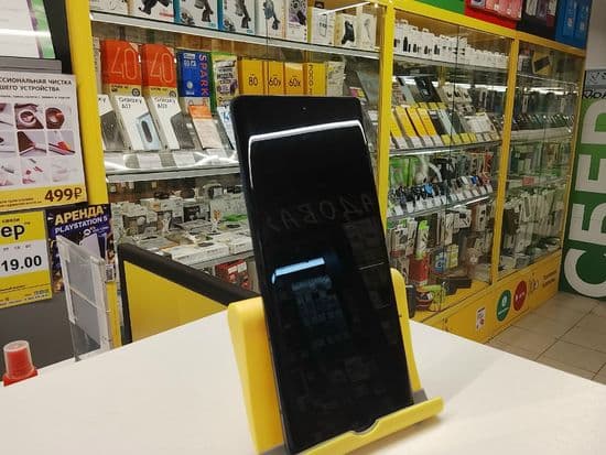 Фото 4: Tecno Spark 20 PRO plus 8/256GB по адресу г. Нижний Тагил, Черноисточинское шоссе, 17