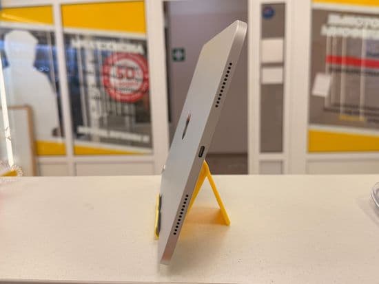 Фото 8: Apple iPad 2025 Wi-Fi (A3354) 128GB по адресу г. Североуральск, ул. Ленина, 31