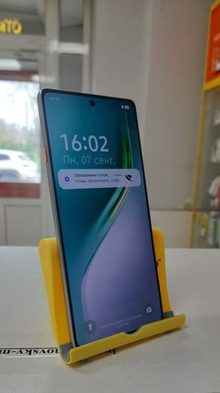 Фото 4: Tecno Camon 40 8/256GB по адресу г. Артемовский, ул. Свободы, 42