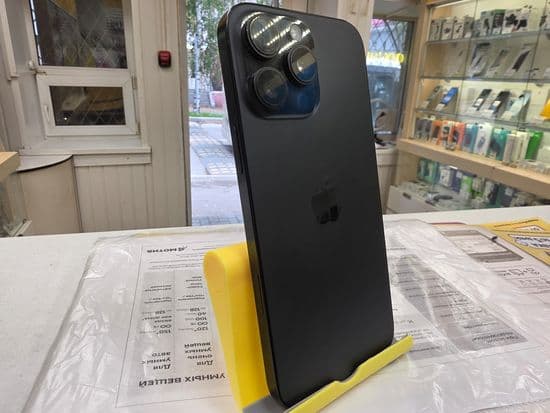 Фото 1: Apple iPhone 16 Pro Max 256GB по адресу г. Верхняя Тура, ул. Иканина, 90
