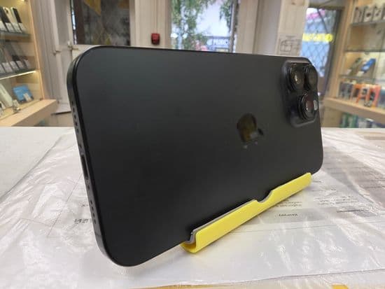 Фото 2: Apple iPhone 16 Pro Max 256GB по адресу г. Верхняя Тура, ул. Иканина, 90