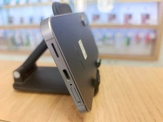 Фото 6: Samsung Galaxy S25 FE 8/256GB по адресу г. Карпинск, ул. Мира, 54