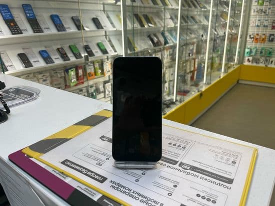 Фото 1: Realme 15T 8/128GB по адресу г. Кушва, ул. Строителей, 12