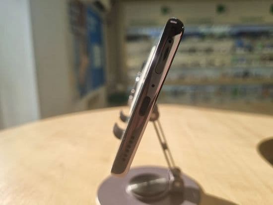 Фото 3: Tecno Camon 30S Pro 8/256Gb (серый) по адресу г. Красноуральск, ул. Ленина, 8а