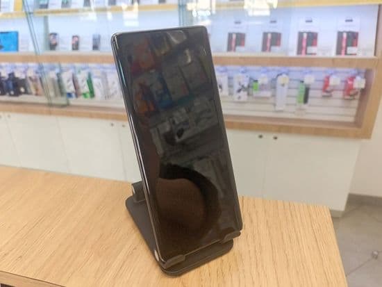 Фото 4: Tecno Camon 30S Pro 8/256Gb (серый) по адресу г. Карпинск, ул. Мира, 54