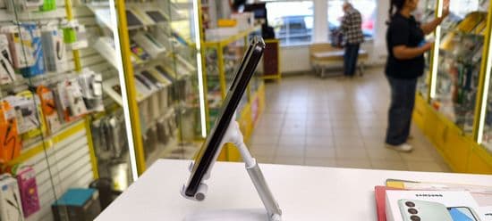 Фото 3: Realme C85 6/128GB по адресу г. Невьянск, ул. Ленина, 15а