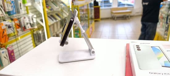 Фото 7: Realme C85 6/128GB по адресу г. Невьянск, ул. Ленина, 15а