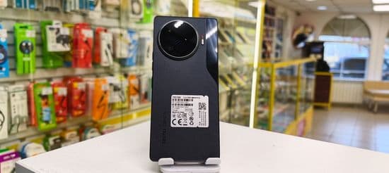 Фото 3: Tecno CAMON 30 Pro (5G) 12/512GB по адресу г. Невьянск, ул. Ленина, 15а