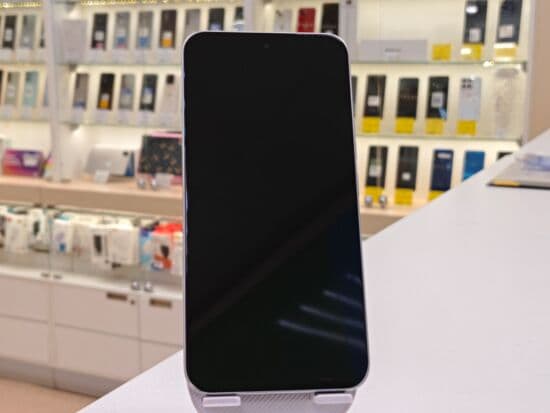 Фото 4: Honor 400 12/512GB по адресу г. Новая Ляля, ул. Розы Люксембург, 69в